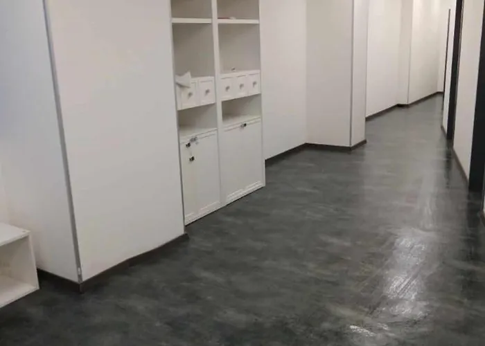 Orczy Hostel *